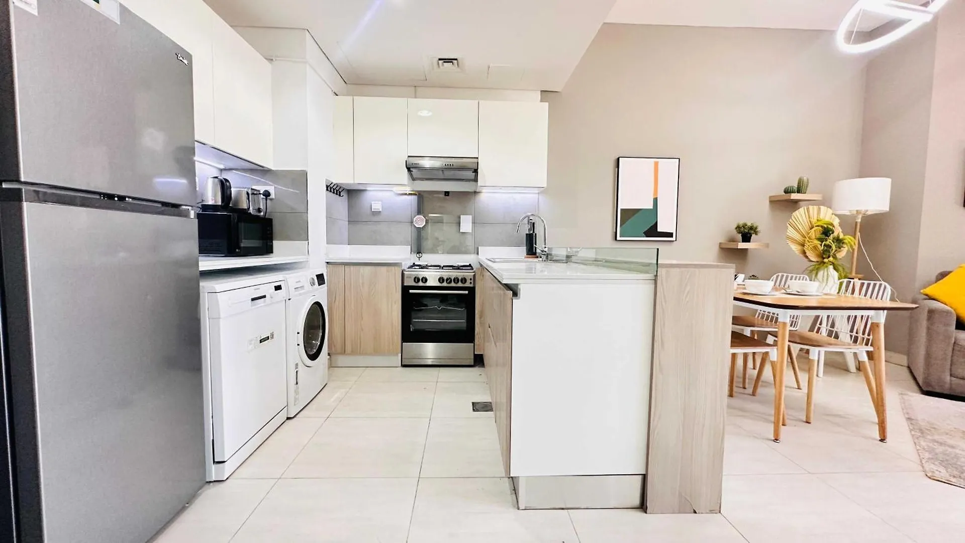 Oyo Home 1367 Premium One Bedroom Apartments Jvc Dubai United Arab Emirates